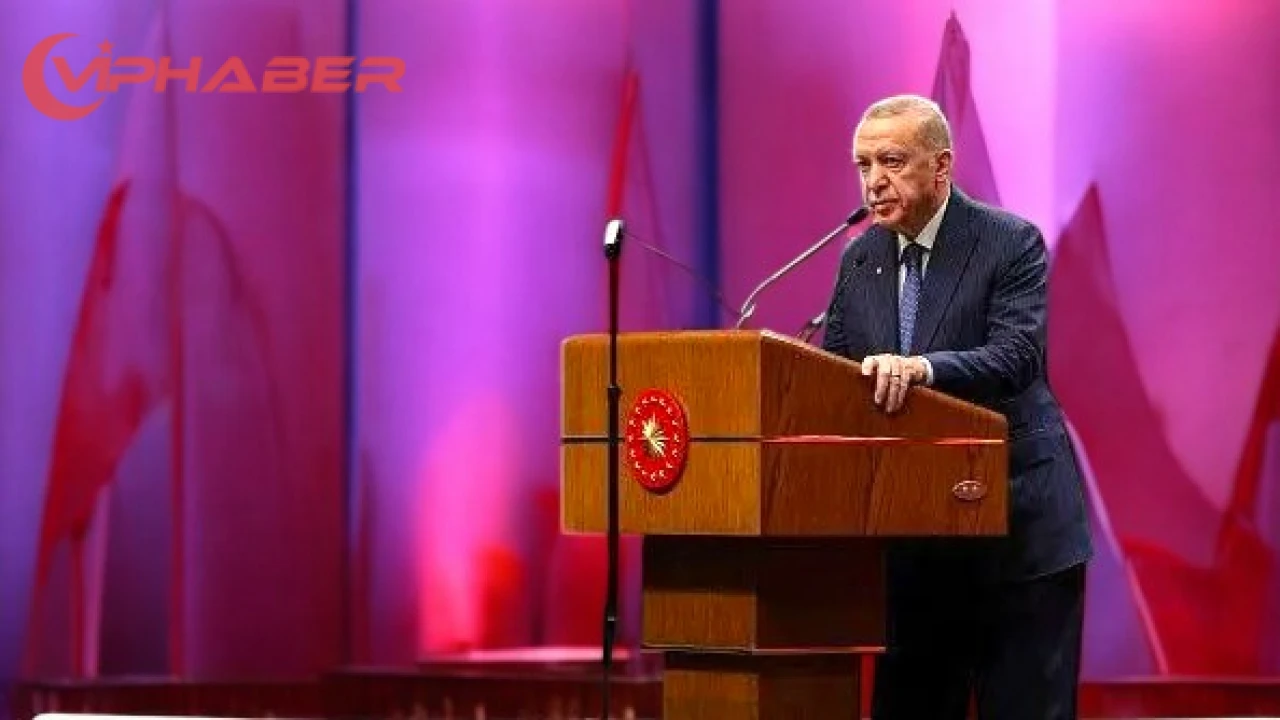 Cumhurbaşkanı Erdoğan, İstanbul Büyükşehir Belediye Başkanı Ekrem İmamoğlu'na karşı sokak terörüne net bir şekilde karşı çıktı.