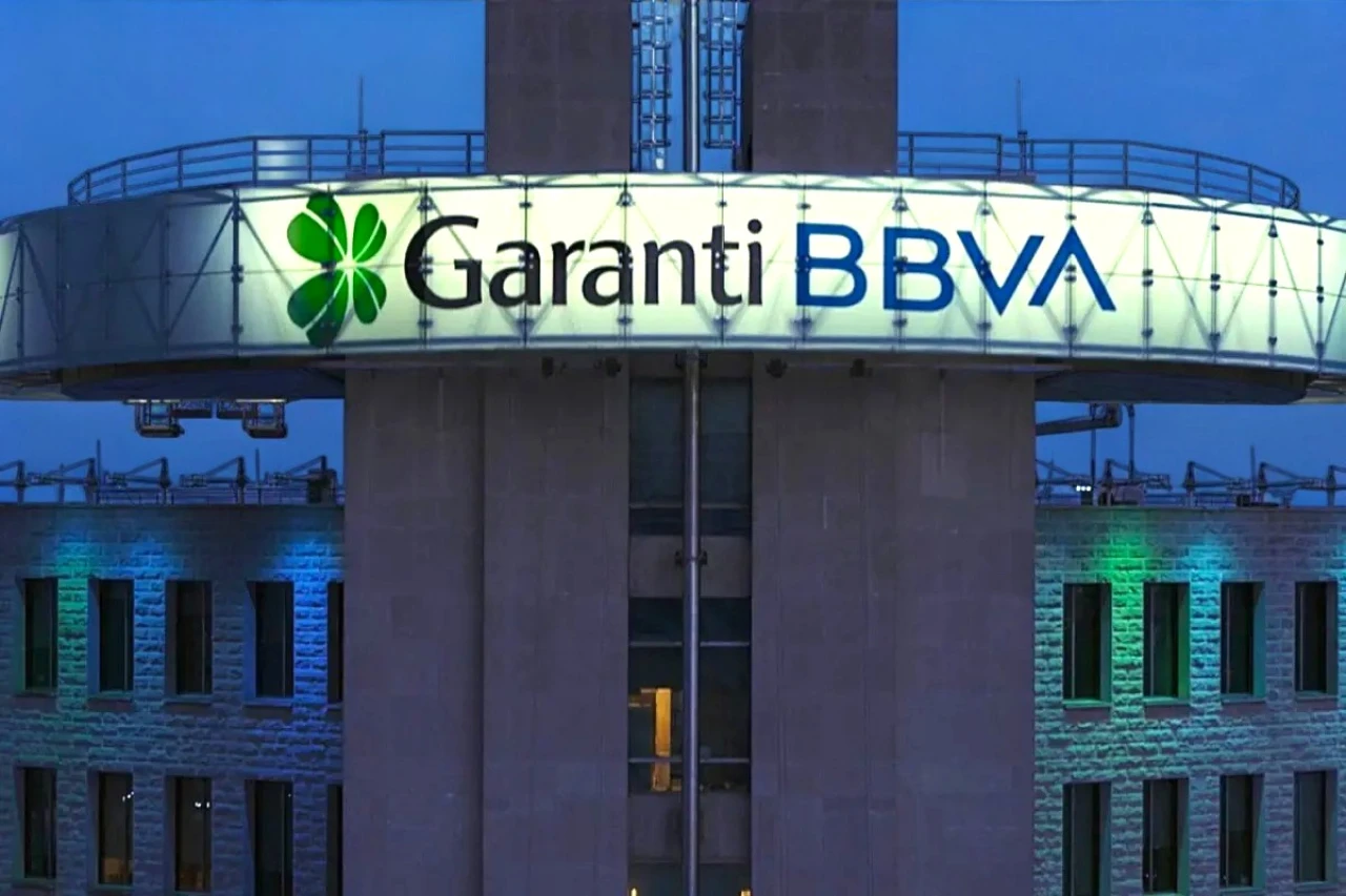 Müşterilerin tepkisi artıyor, Garanti Bankası'ndan son açıklama: Çalışmalarımız devam ediyor