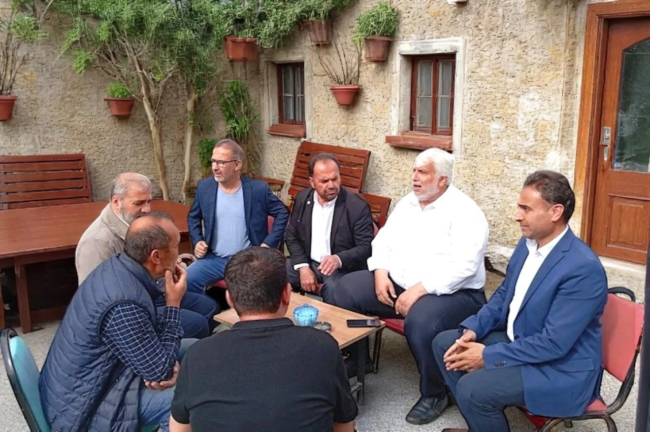 HÜDA PAR Kahramanmaraş İl Başkanlığı, esnaf ve köy ziyaretlerini sürdürüyor.
