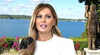 ABD eski First Lady'si Melania Trump'ın bronz bir heykeli hırsızlar tarafından çalındı.