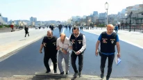 Bankaya silahla baskın yapan zanlı polis tarafından yakalandı