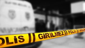 İzmir'de meydana gelen kavgada 1'i çocuk 4 kişi ağır yaralandı, olayın detayları soruşturuluyor.