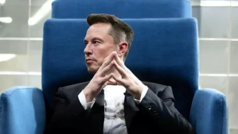 Teknoloji devi Elon Musk, yapay zeka şirketi X'i satın aldı!