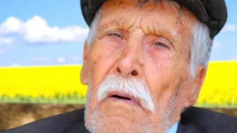 Cumhuriyet'in yaşıtı olan kimlik, sahibini şaşırtmaya devam ediyor: "5-6 kişiyi güreşerek yıkardım" dedi.