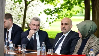 AK Parti Kahramanmaraş İl Başkanı Gül, Kahramanmaraş'a 1000 yataklı modern şehir hastanesi müjdesini verdi.