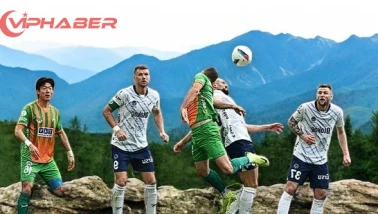 Fenerbahçe, zorlu mücadelede Alanyaspor'u deplasmanda 0-2 mağlup ederek zirve yarışındaki yerini korudu!