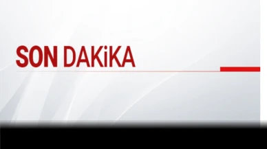 Bursa'da yaşanan bıçaklı kavgada bir kişi ağır yaralı olarak hastaneye kaldırıldı, toplamda 3 kişi yaralandı. Olay yerine hemen polis ekipleri sevk edildi.