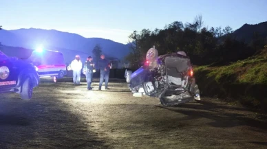 Rize'de meydana gelen trafik kazasında otomobil takla attı: 3 kişi hayatını kaybetti, 2 kişi yaralandı.