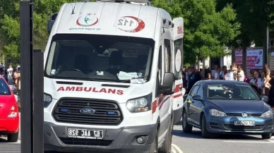 Motosiklet ve otomobil kaza yaptı: 2 kişi hayatını kaybetti