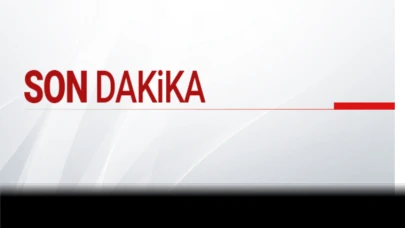 Bursa'da yaşanan bıçaklı kavgada bir kişi ağır yaralı olarak hastaneye kaldırıldı, toplamda 3 kişi yaralandı. Olay yerine hemen polis ekipleri sevk edildi.