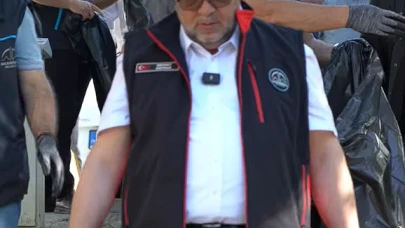 Dulkadiroğlu Mahallesi'nde Toplumsal Birliktelik: Etrafın Korunması İçin Gerçekleştirilen Temizlik Etkinliğiyle Dayanışma Arttı!
