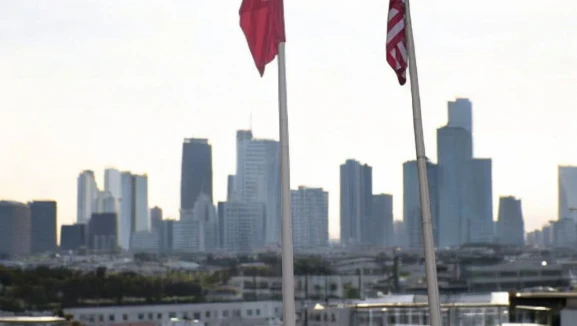 New York sokaklarına Türk bayrağı dalgalanmaya başladı