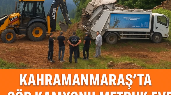 Çöp kamyonu terkedilmiş bir eve çarptı, olay yerinde kargaşa yaşandı.