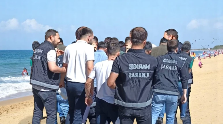 Kahramanmaraş'ta düzenlenen operasyonda 13 şüpheli uyuşturucu ticareti suçundan tutuklandı!