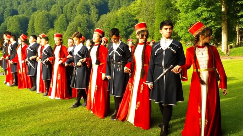 Kahramanmaraş'tan Unutulmaz Kafkas Kültür Gecesi ve Dansları