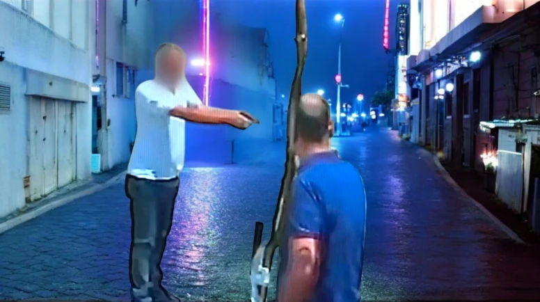 Kardeşler arasında yaşanan silahlı kavga olayı halkı şaşkına çevirdi.